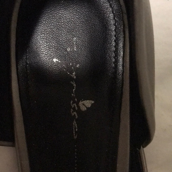 Shoes - Picture 3 of 3